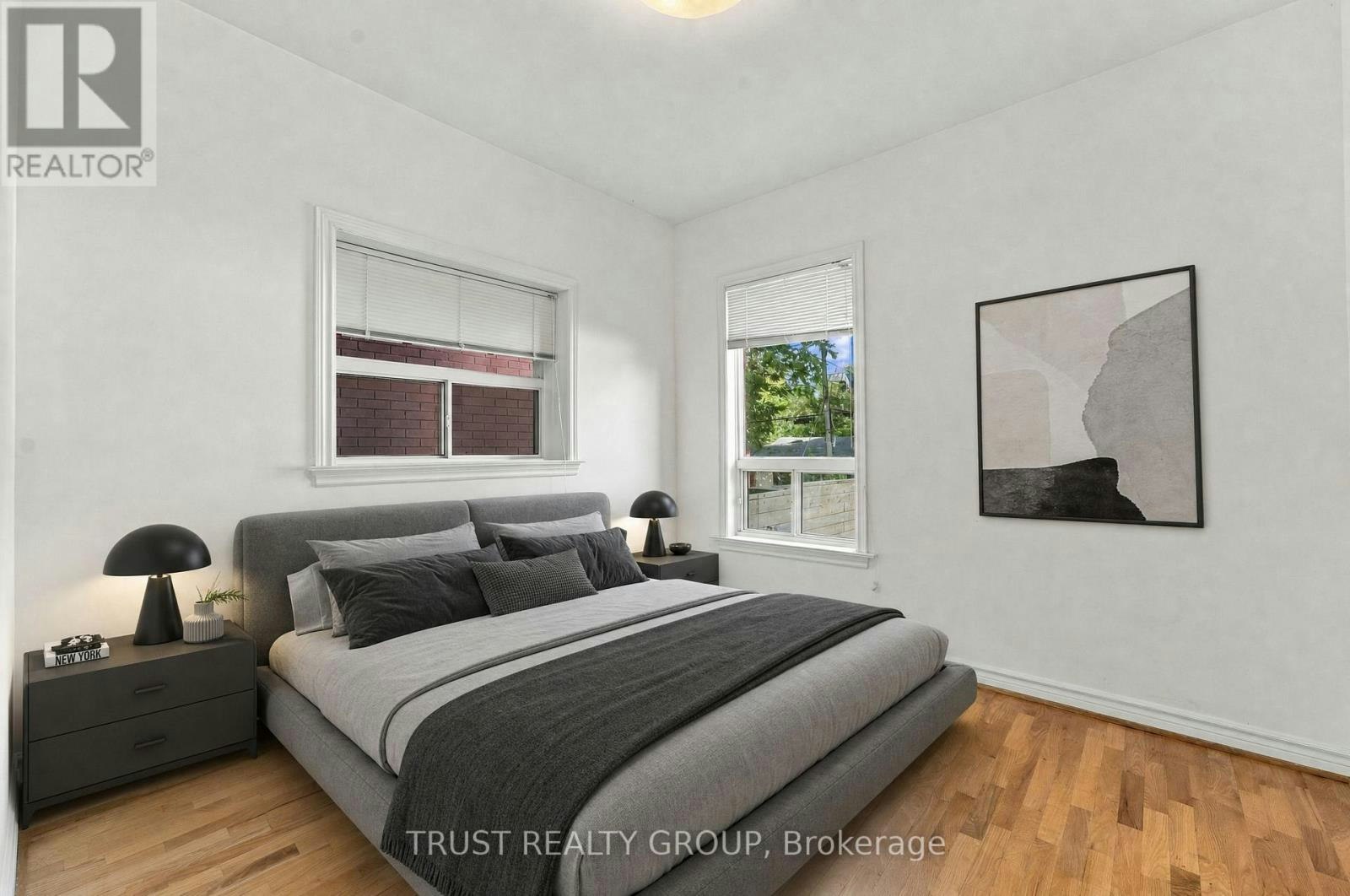 MAIN & BASEMENT-2279 Dundas Street W, Toronto, ON, M6R 1X6 - 16