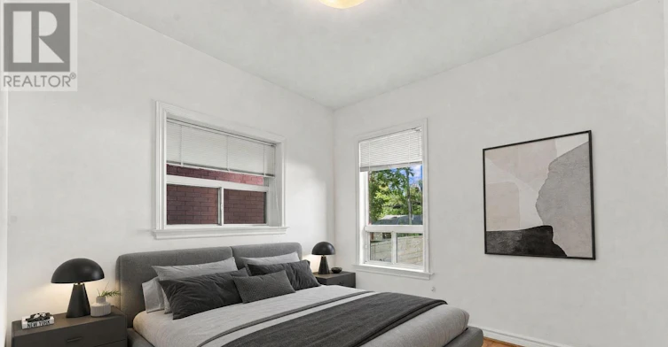 MAIN & BASEMENT-2279 Dundas Street W, Toronto, ON, M6R 1X6 - 16