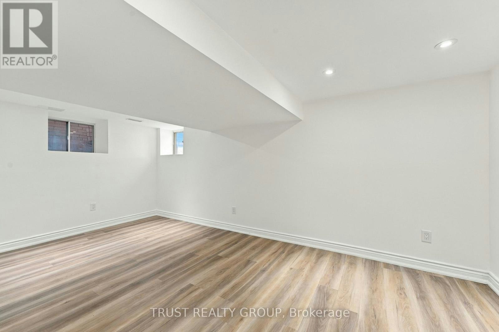 MAIN & BASEMENT-2279 Dundas Street W, Toronto, ON, M6R 1X6 - 20