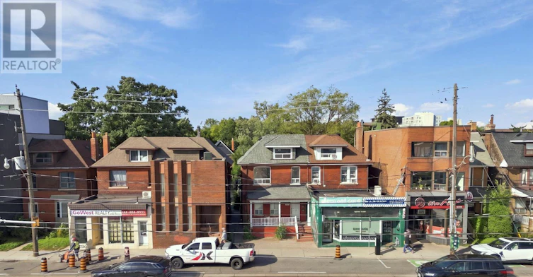 MAIN & BASEMENT-2279 Dundas Street W, Toronto, ON, M6R 1X6 - 4