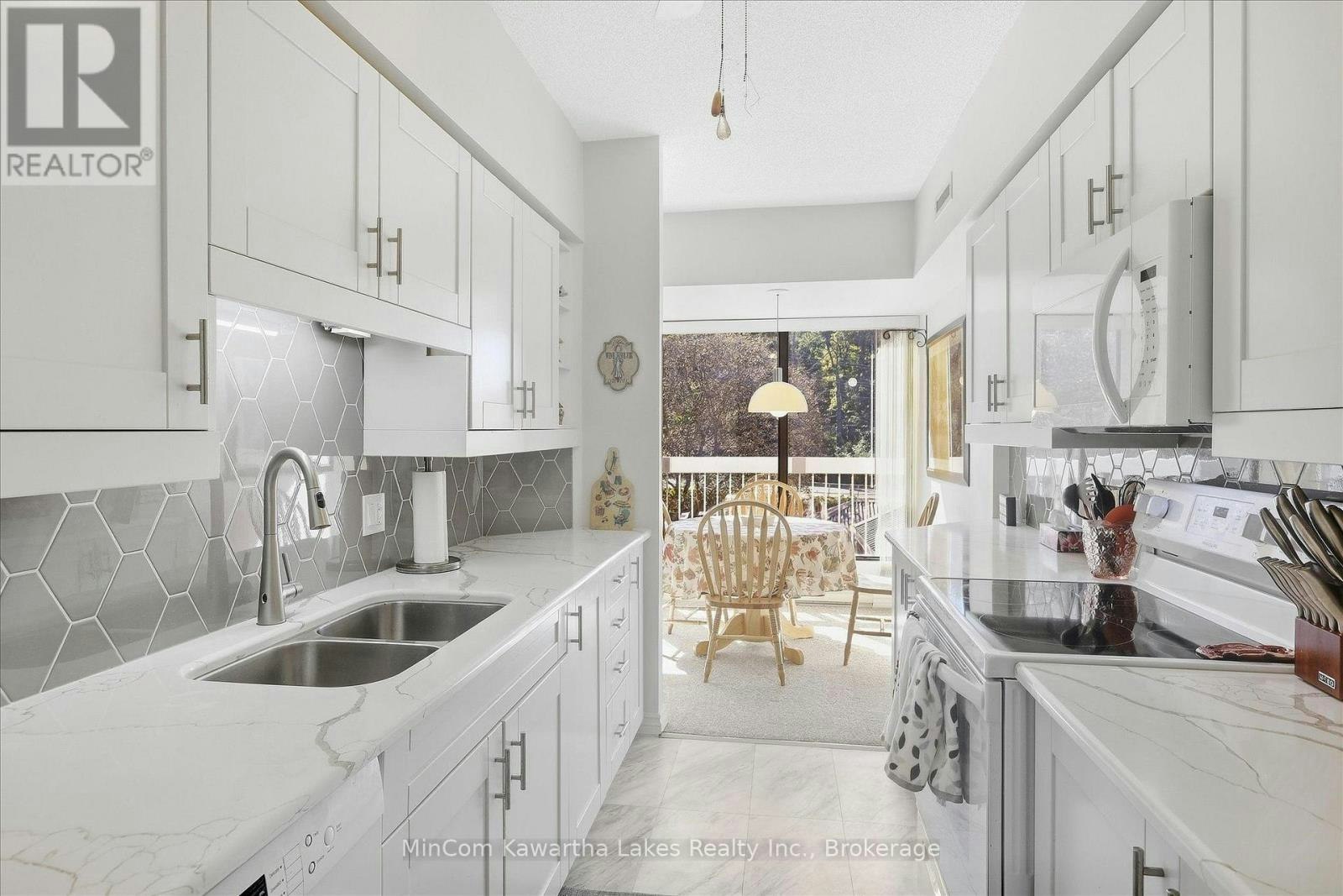 207-40 Auburn Street, Peterborough, ON, K9H 2G2