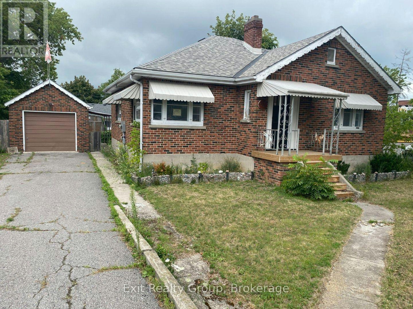 236 Front Street NORTH, Belleville, ON, K8P 3C2