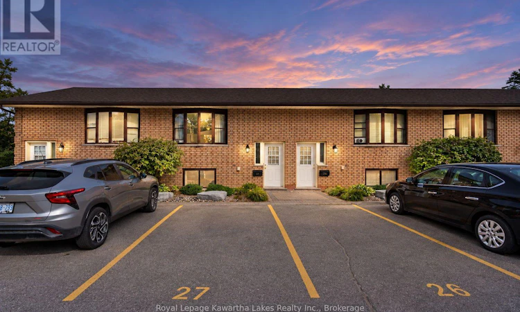 27-115 Mary Street W