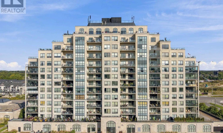 1305-240 Villagewalk Boulevard
