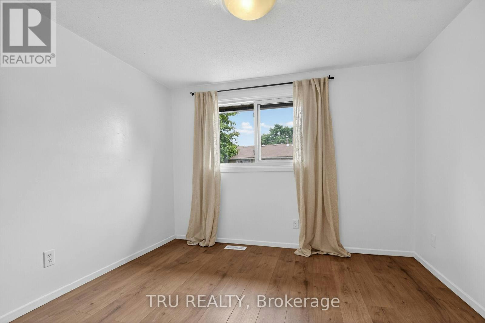 16-164 Barrow Crescent, Ottawa, ON, K2L 2J1 - 18
