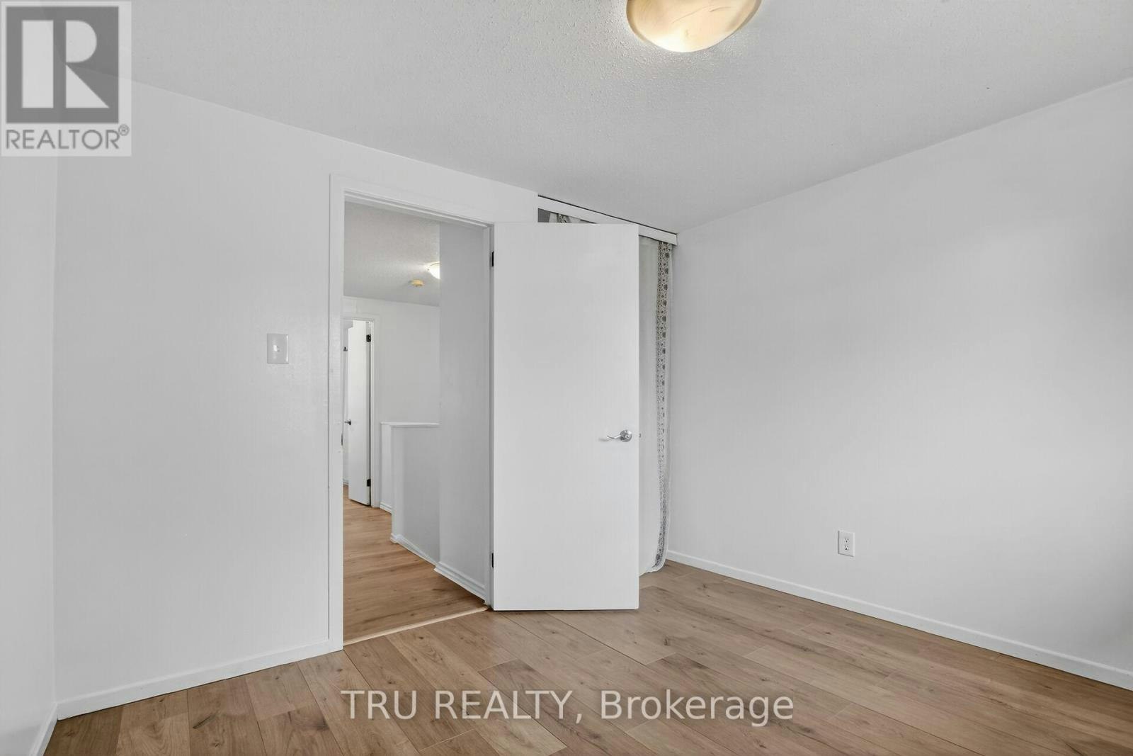 16-164 Barrow Crescent, Ottawa, ON, K2L 2J1 - 19