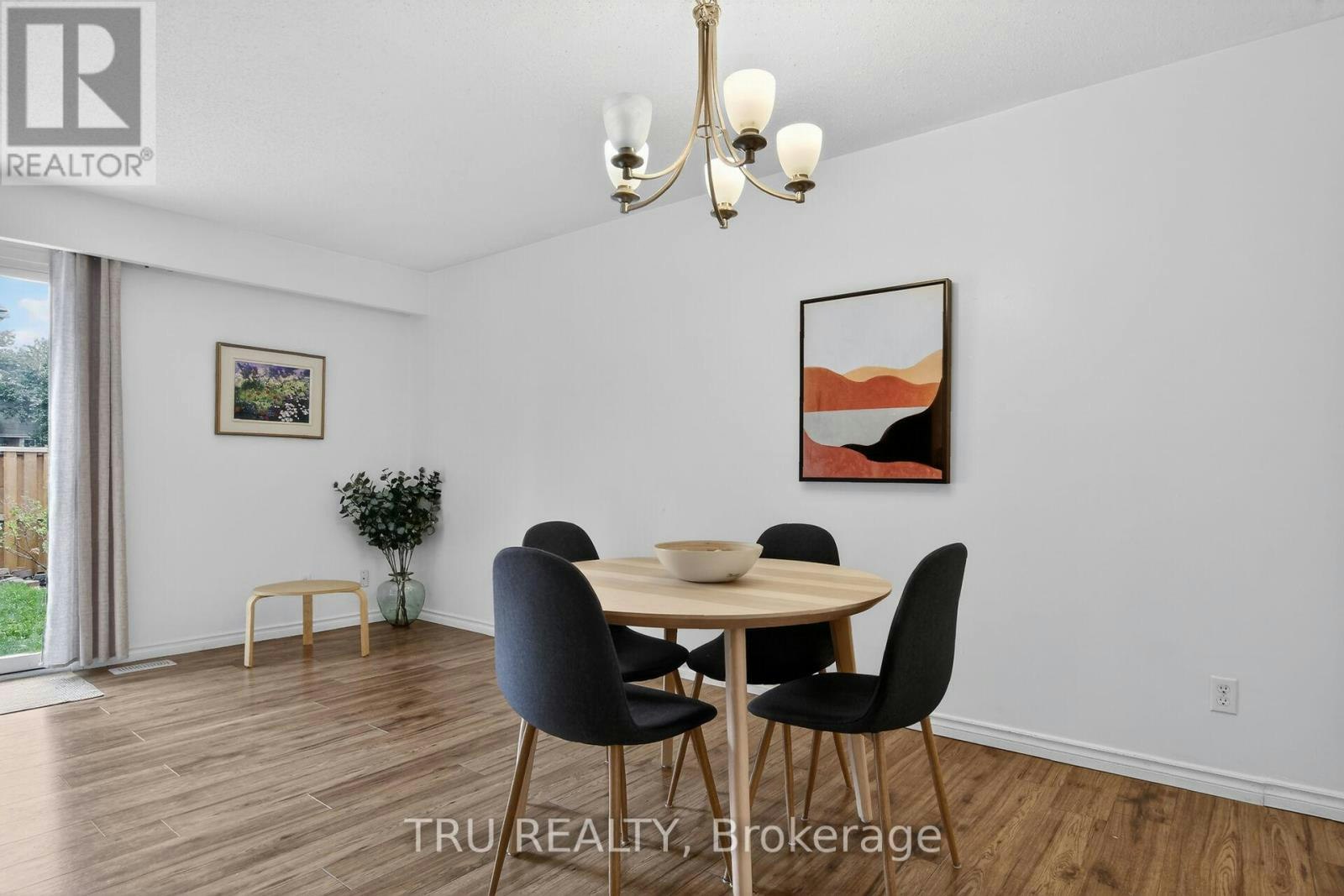16-164 Barrow Crescent, Ottawa, ON, K2L 2J1 - 11