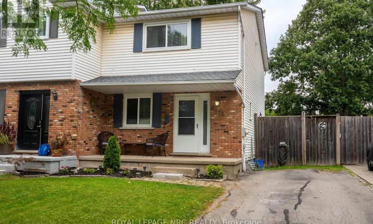 6073 Wildrose Crescent