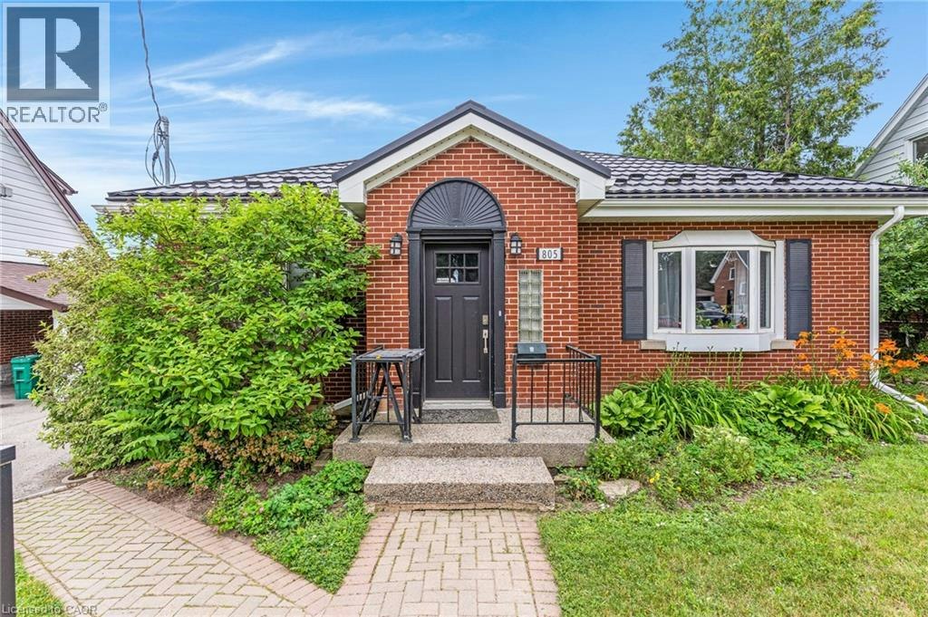 805 Rockway Drive, Kitchener, ON, N2G 3B6