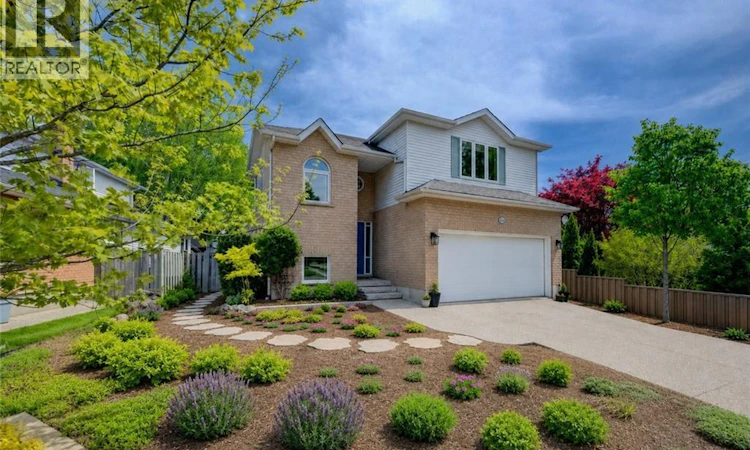 464 Northlake Drive
