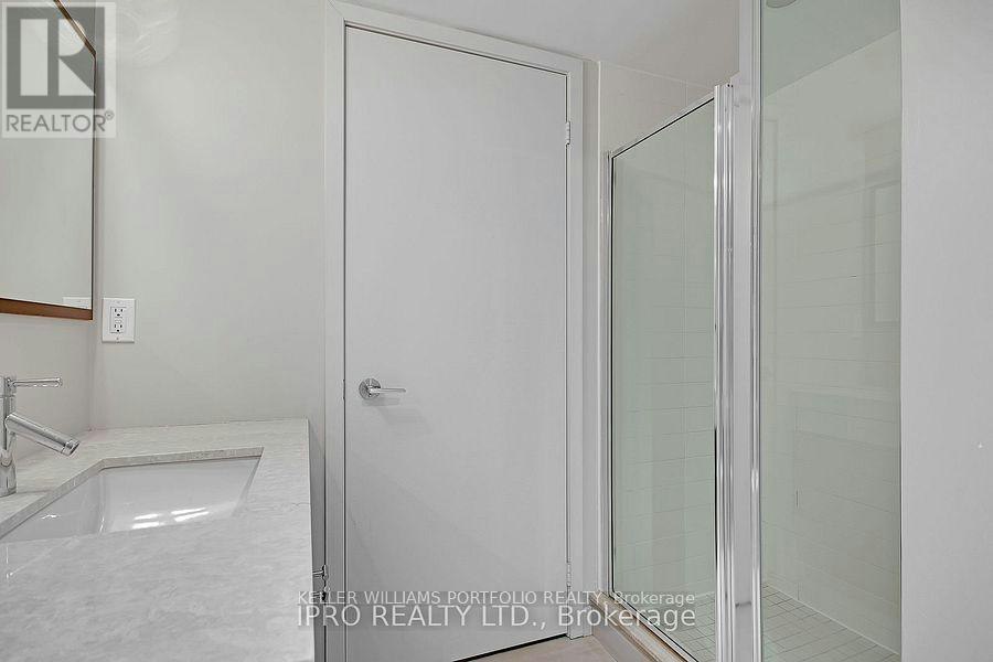 420-21 Nelson Street, Toronto, ON, M5V 1T8 - 22
