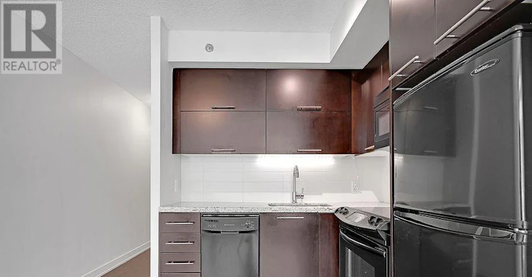 420-21 Nelson Street, Toronto, ON, M5V 1T8 - 12