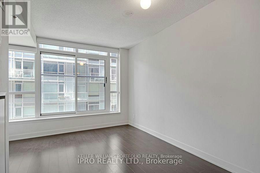 420-21 Nelson Street, Toronto, ON, M5V 1T8 - 17