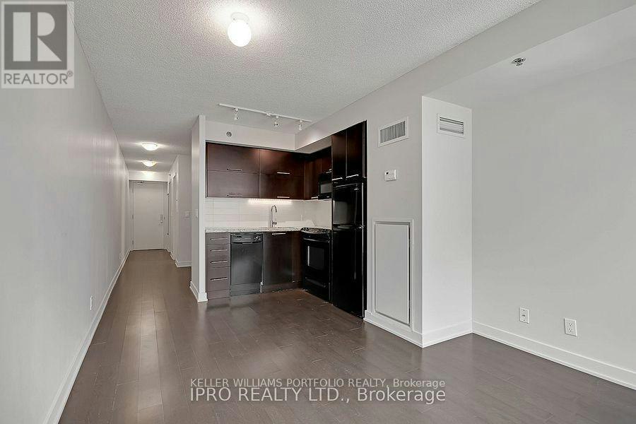 420-21 Nelson Street, Toronto, ON, M5V 1T8 - 13