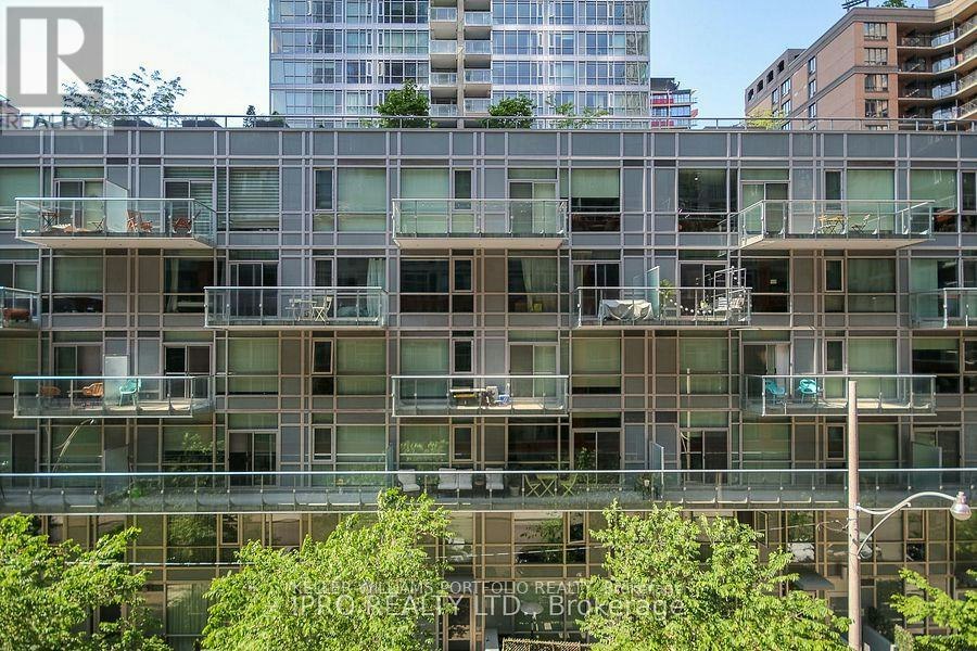 420-21 Nelson Street, Toronto, ON, M5V 1T8 - 3