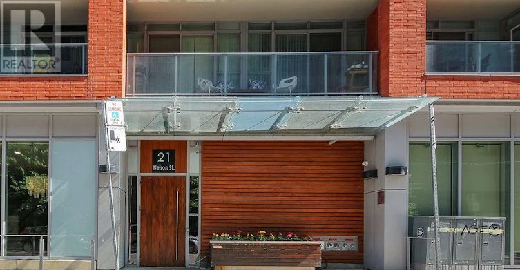 420-21 Nelson Street, Toronto, ON, M5V 1T8 - 5