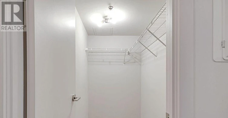 420-21 Nelson Street, Toronto, ON, M5V 1T8 - 18