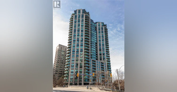 905-300 Bloor Street E, Toronto, ON, M4W 3Y2