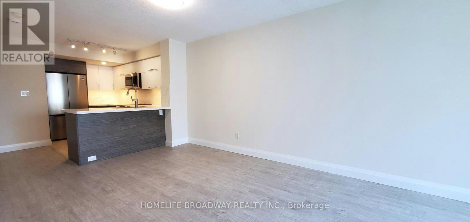 905-300 Bloor Street E, Toronto, ON, M4W 3Y2 - 6