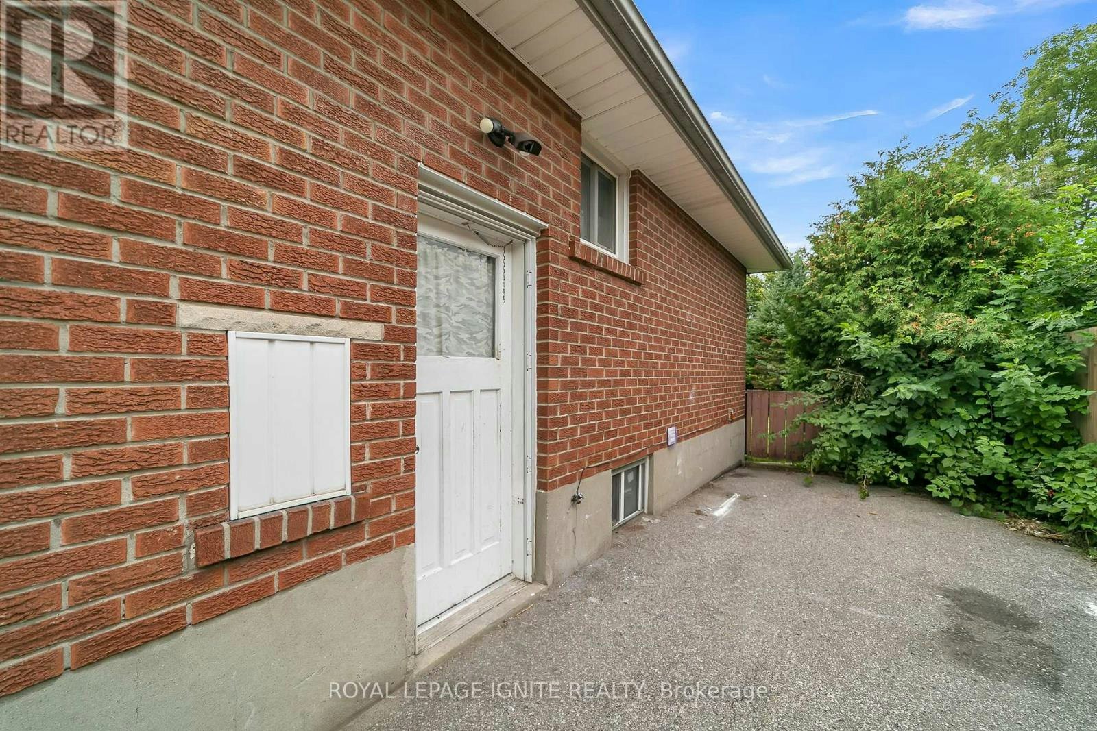 BSMT-117 Cabot Street, Oshawa, ON, L1J 5R8 - 3