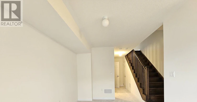 919 Crowsnest Hollow, Pickering, ON, L1X 0P4 - 4