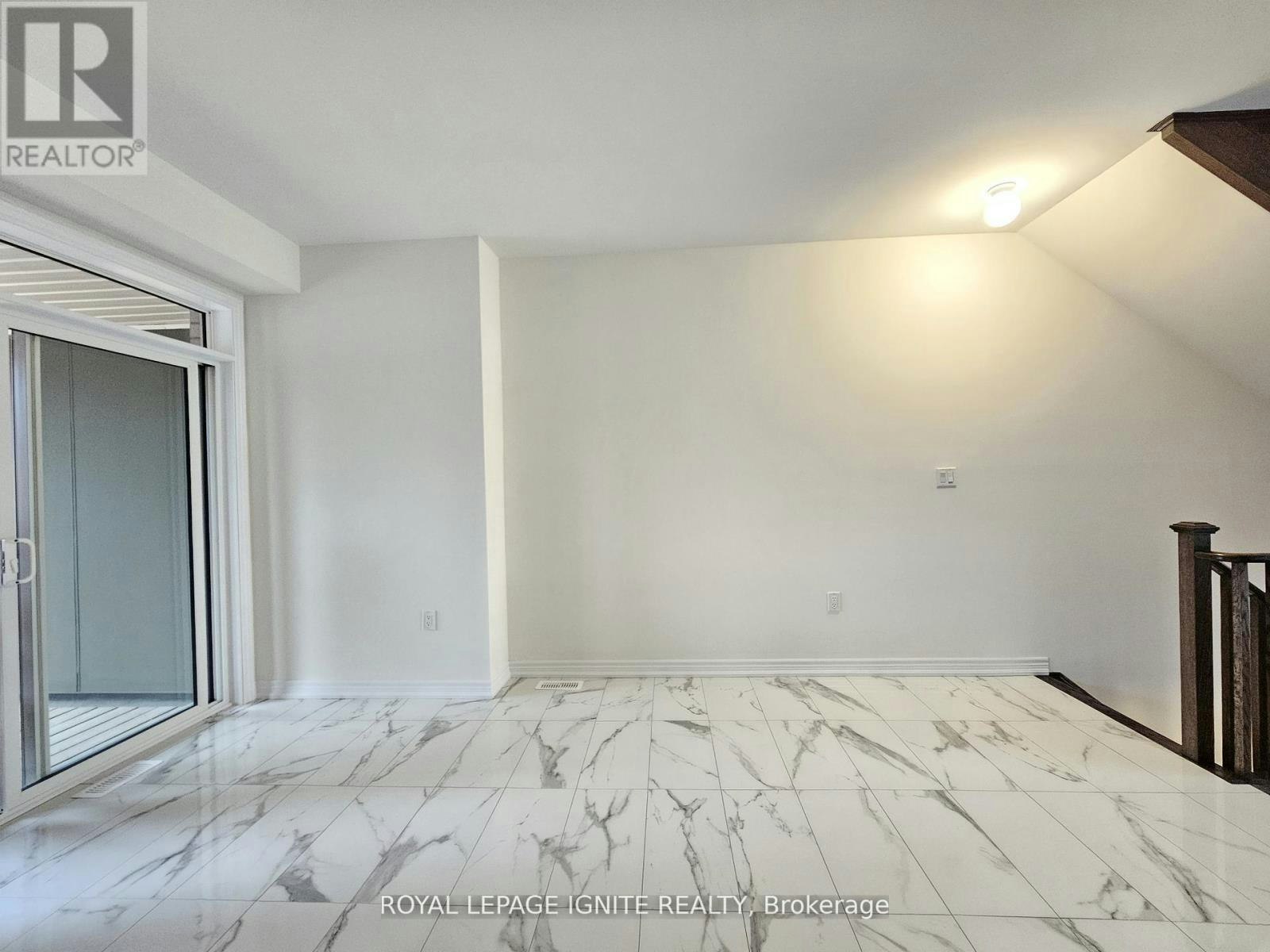 919 Crowsnest Hollow, Pickering, ON, L1X 0P4 - 7