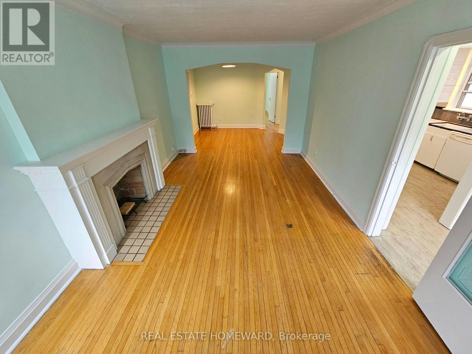 MAIN-45 Norlong Boulevard, Toronto, ON, M4C 3W8 - 7