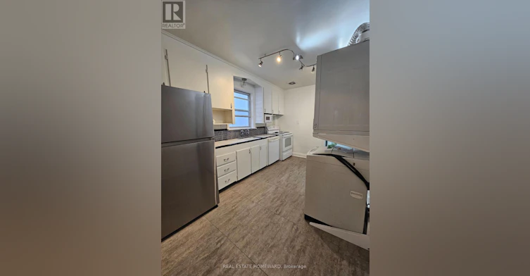 MAIN-45 Norlong Boulevard, Toronto, ON, M4C 3W8 - 19