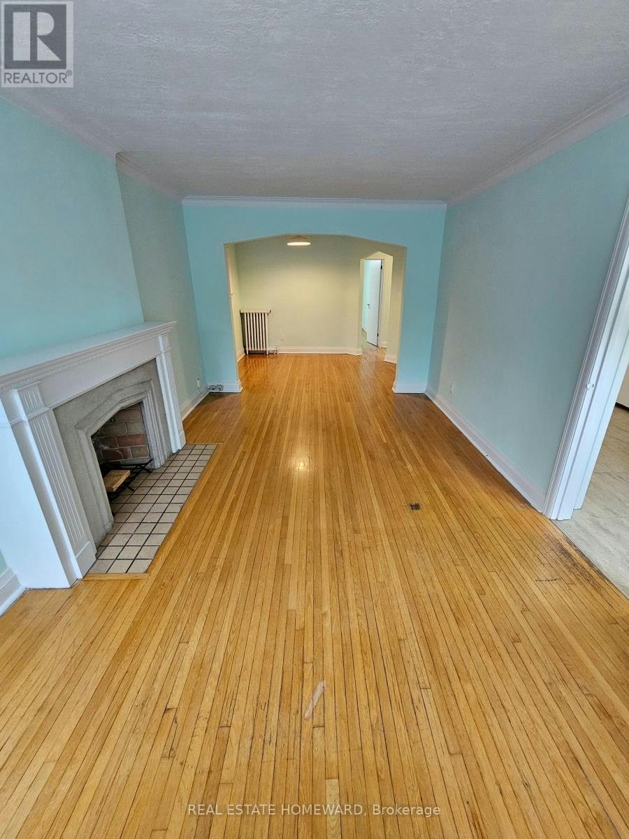 MAIN-45 Norlong Boulevard, Toronto, ON, M4C 3W8 - 10
