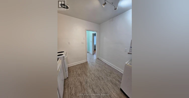 MAIN-45 Norlong Boulevard, Toronto, ON, M4C 3W8 - 26
