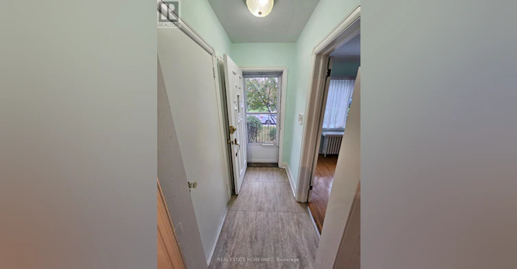 MAIN-45 Norlong Boulevard, Toronto, ON, M4C 3W8 - 5