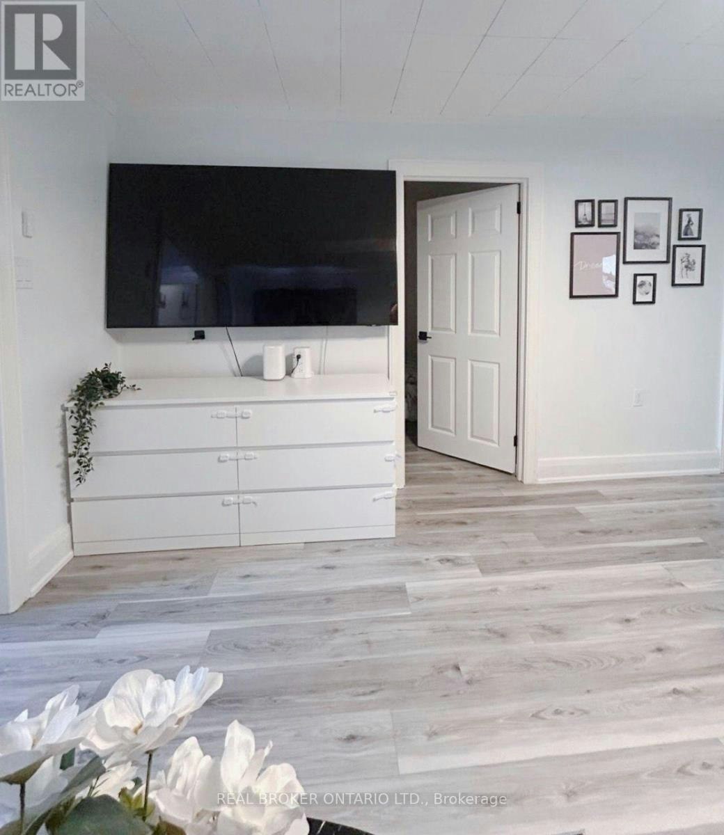 699 Innisfil Beach Road, Innisfil, ON, L9S 4E4 - 9