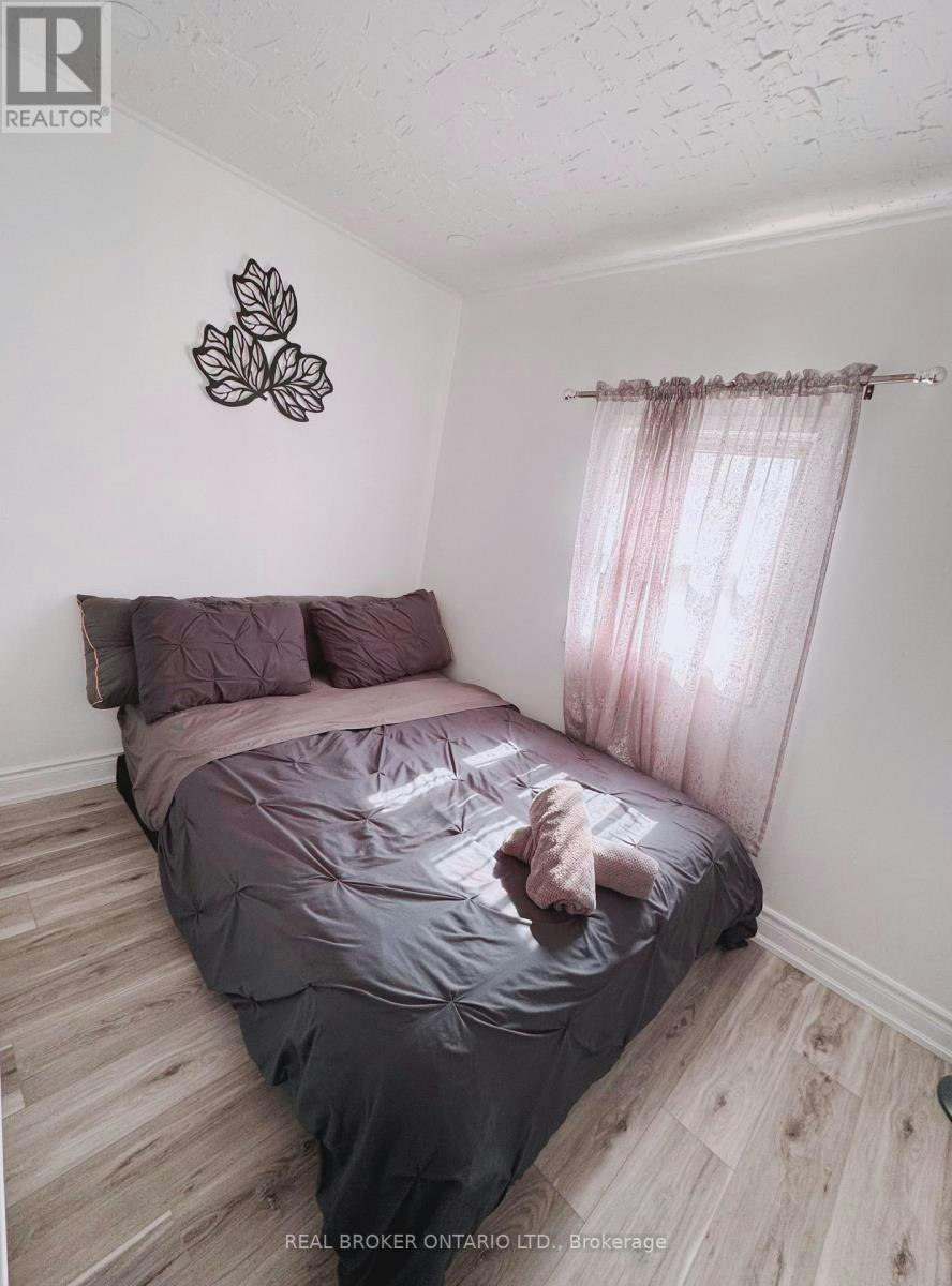761 Innisfil Beach Road, Innisfil, ON, L9S 4E4 - 9