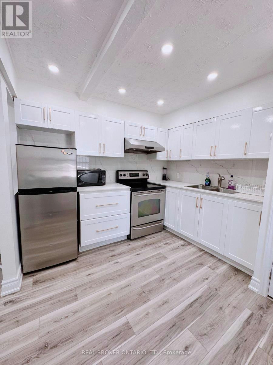 761 Innisfil Beach Road, Innisfil, ON, L9S 4E4 - 4
