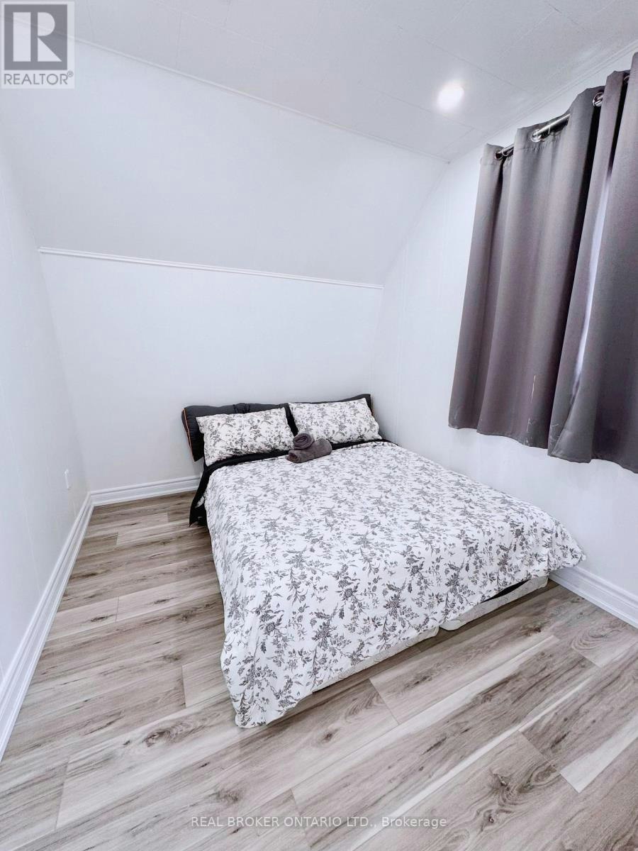 761 Innisfil Beach Road, Innisfil, ON, L9S 4E4 - 13