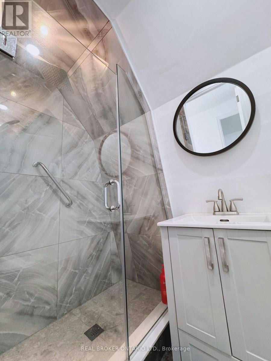 761 Innisfil Beach Road, Innisfil, ON, L9S 4E4 - 7