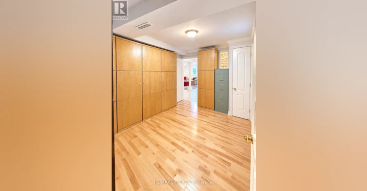 BSMT-14 Park Lane Circle, Richmond Hill, ON, L4C 6S8 - 5