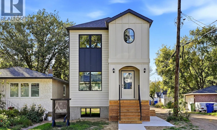 1324 Empress Street