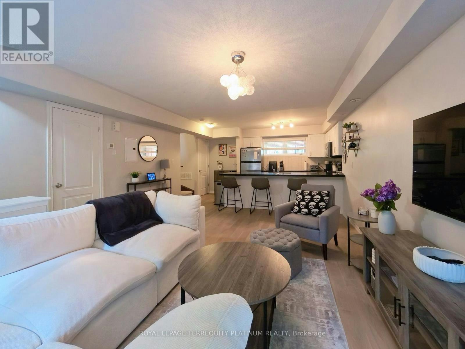 23-2468 Post Road, Oakville, ON, L6H 0J2 - 2