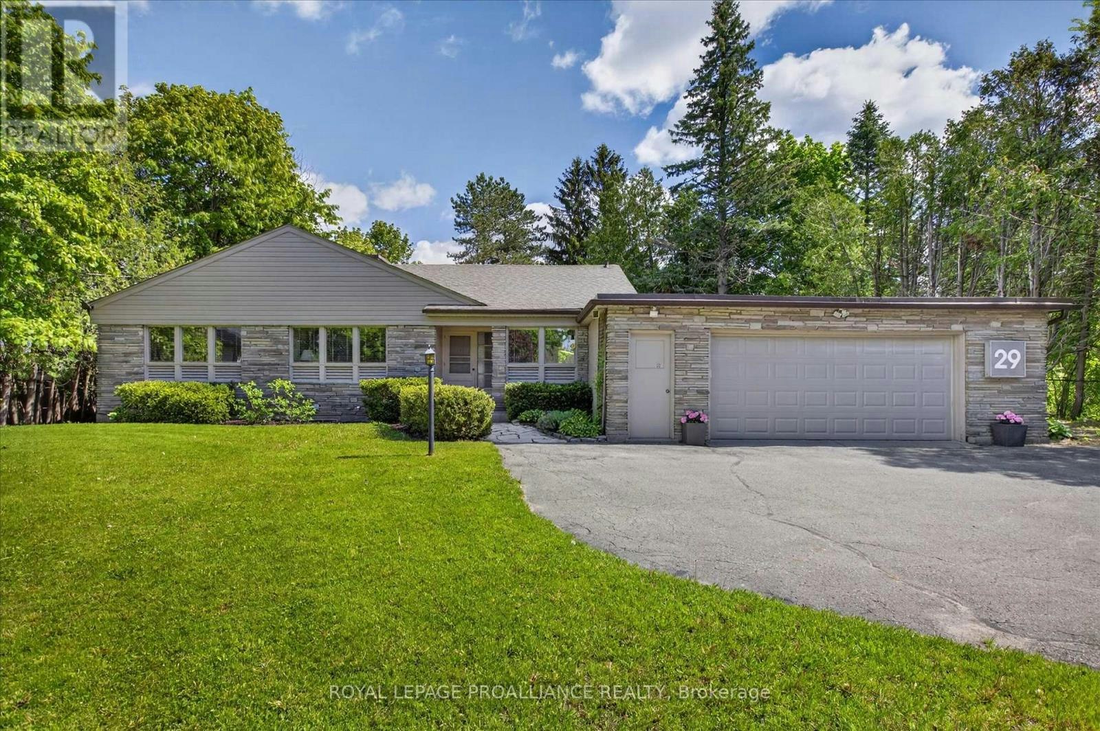 29 Merino Road, Peterborough, ON, K9J 6M8