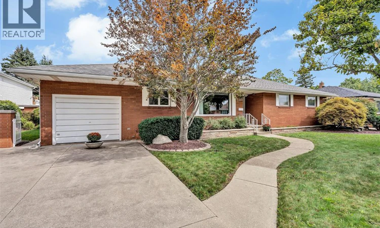2360 Leonard Road