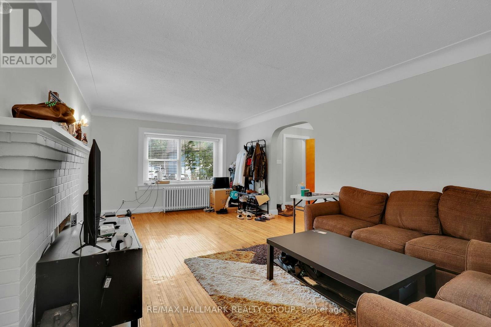 310 Mona Avenue, Ottawa, ON, K1L 7A2 - 6