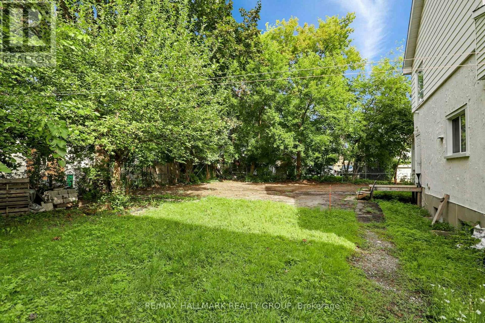 310 Mona Avenue, Ottawa, ON, K1L 7A2 - 21