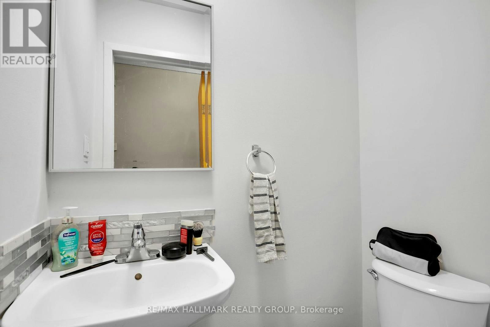 310 Mona Avenue, Ottawa, ON, K1L 7A2 - 13