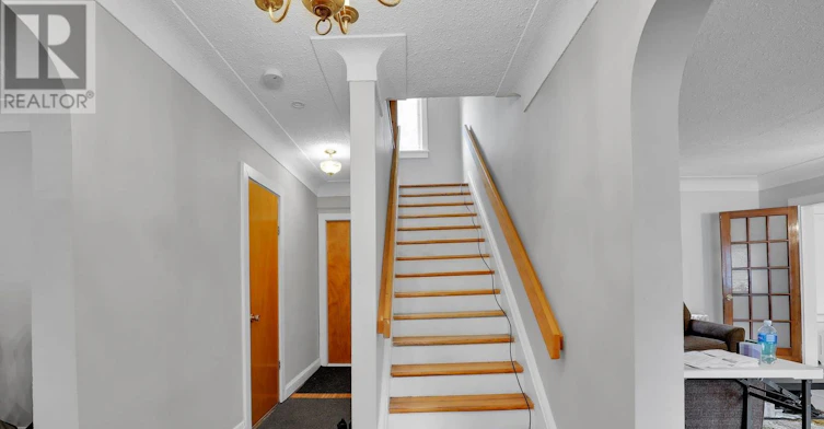 310 Mona Avenue, Ottawa, ON, K1L 7A2 - 3