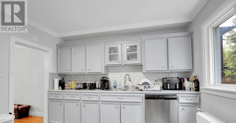 310 Mona Avenue, Ottawa, ON, K1L 7A2 - 11