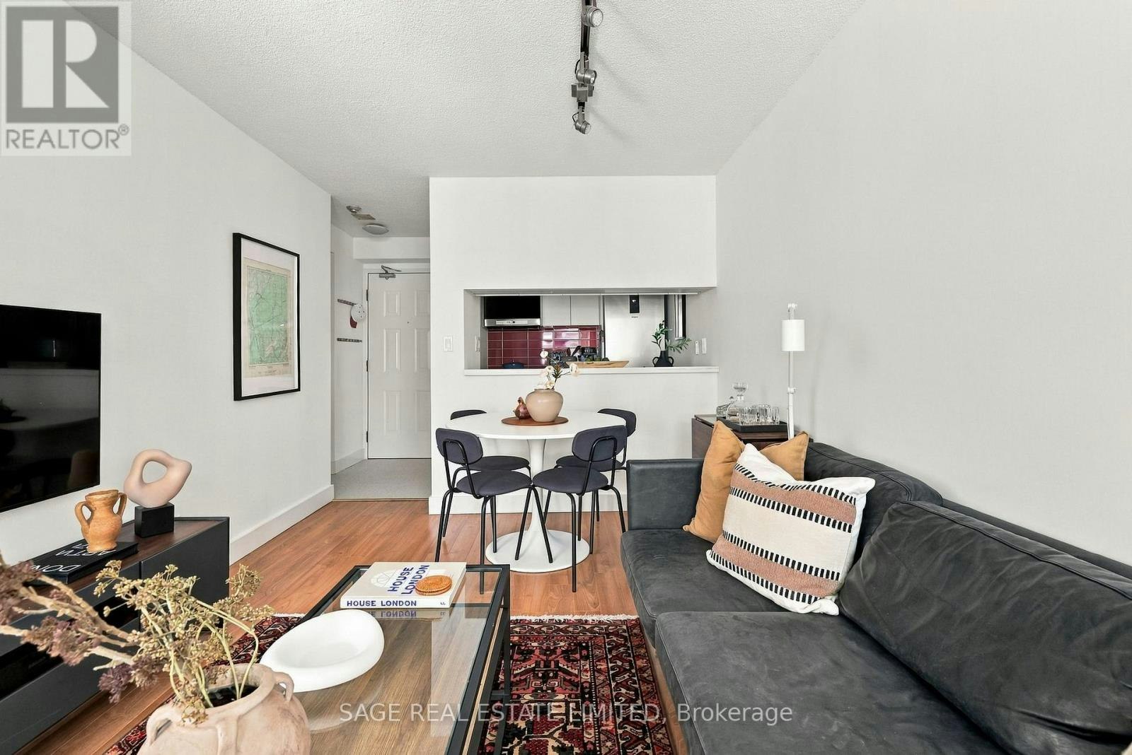 313-222 The Esplanade, Toronto, ON, M5A 4M8