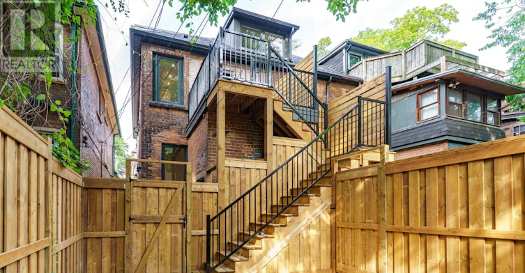UPPER-325 Brunswick Avenue, Toronto, ON, M5R 2Z1 - 36