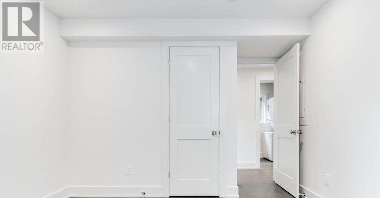 UPPER-325 Brunswick Avenue, Toronto, ON, M5R 2Z1 - 17