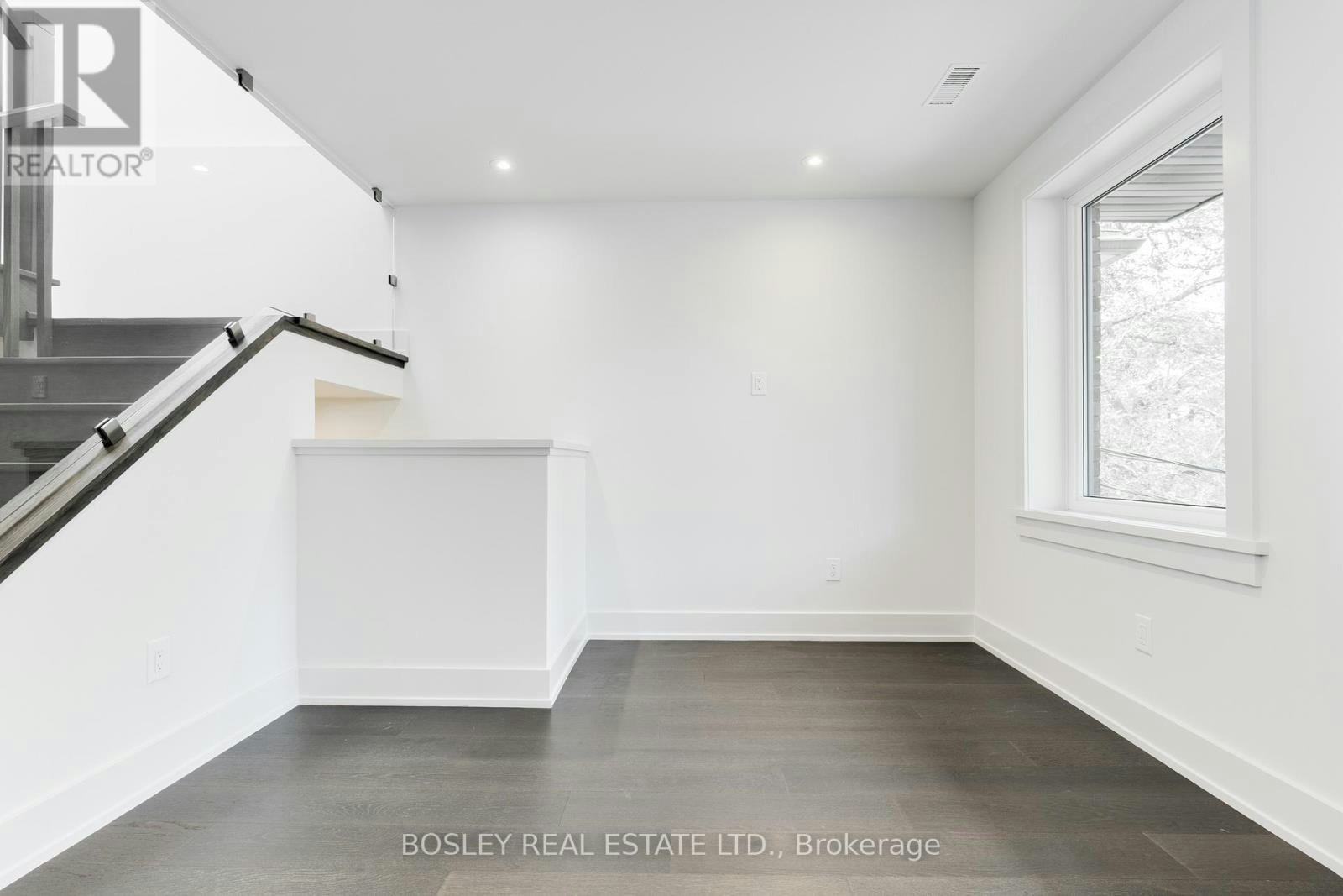 UPPER-325 Brunswick Avenue, Toronto, ON, M5R 2Z1 - 12